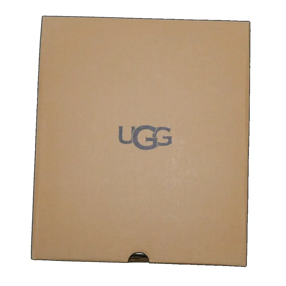 UGG Classic Sweetheart Maxi Short Boots